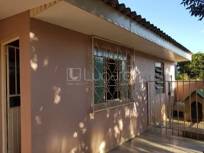 Foto Casa com 3 Dormitórios