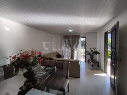 Foto Casa com 3 Dormitórios