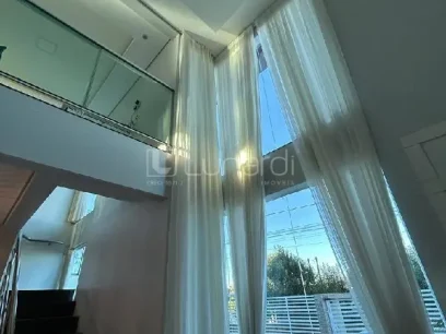 Foto Casa com 2 Dormitórios