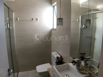 Foto Apartamento com 2 Dormitórios