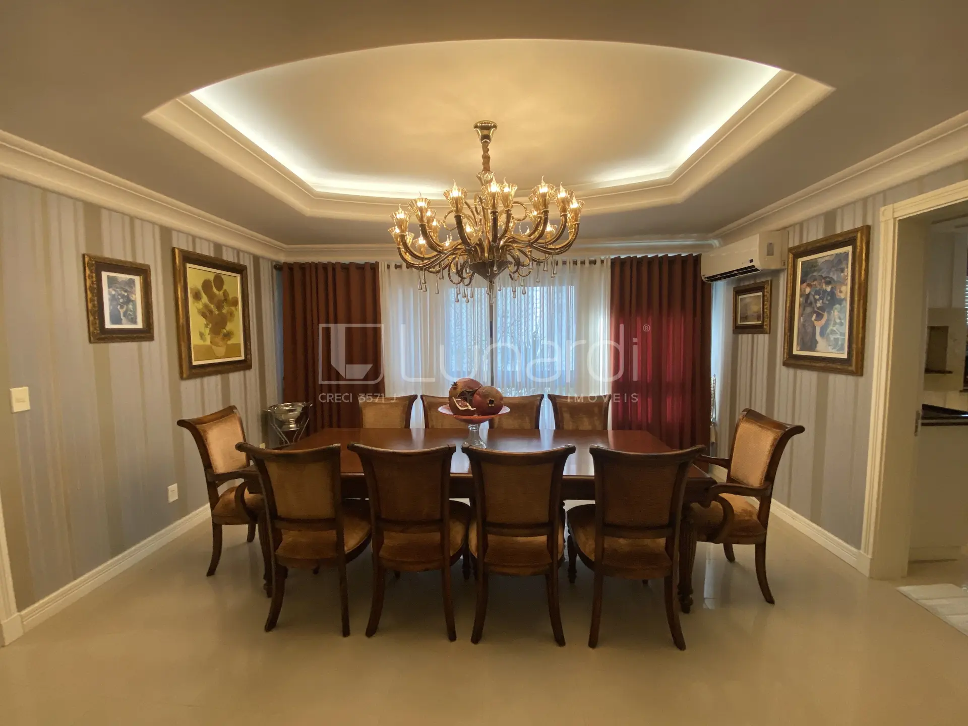 Foto Apartamento com 3 Suítes