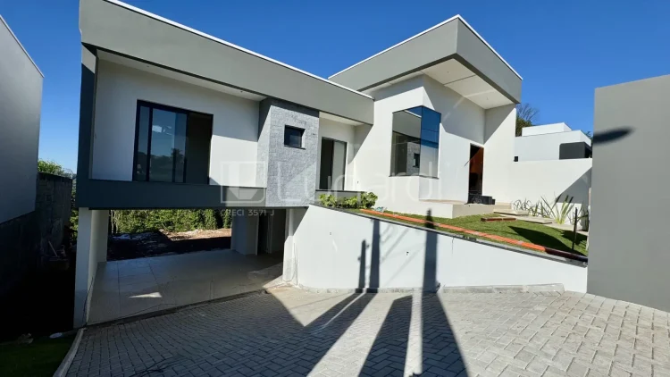 Casa com 3 Dormitórios