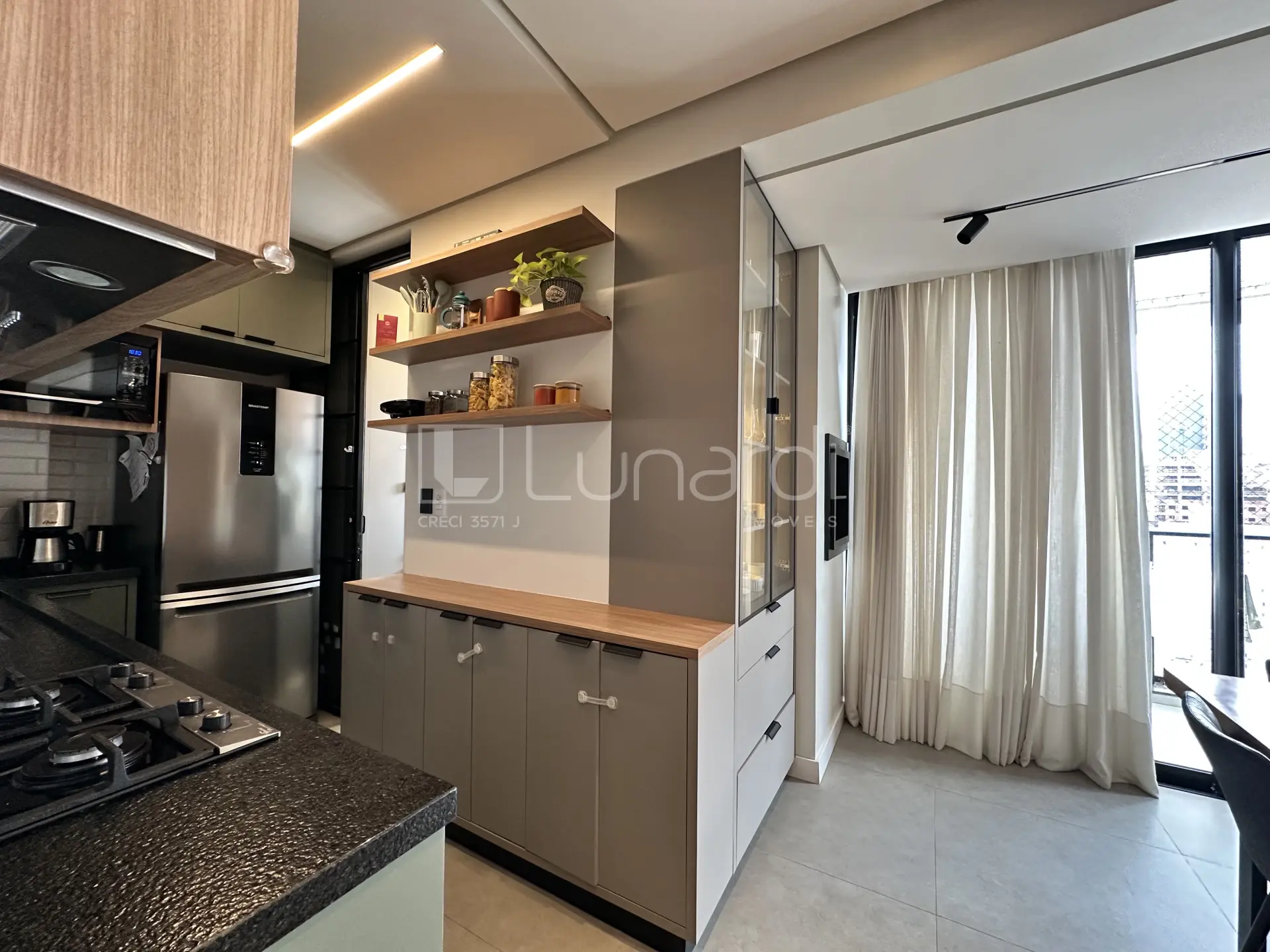 Foto Apartamento com 3 Dormitórios