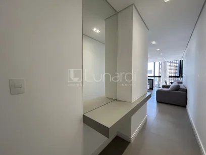 Foto Apartamento com 2 Dormitórios