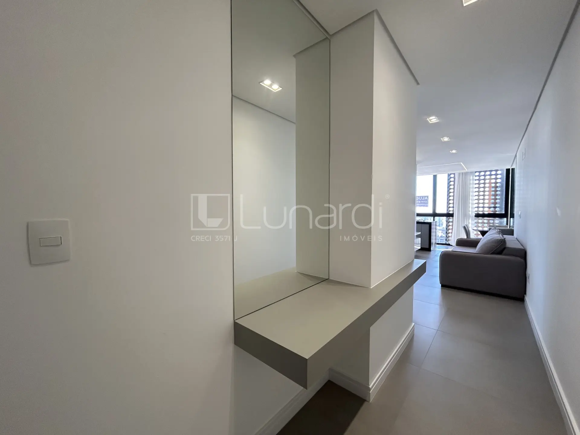Foto Apartamento com 2 Dormitórios