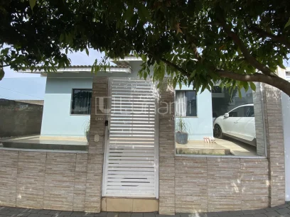 Foto Casa com 3 Dormitórios