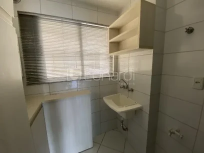 Foto Apartamento com 3 Dormitórios