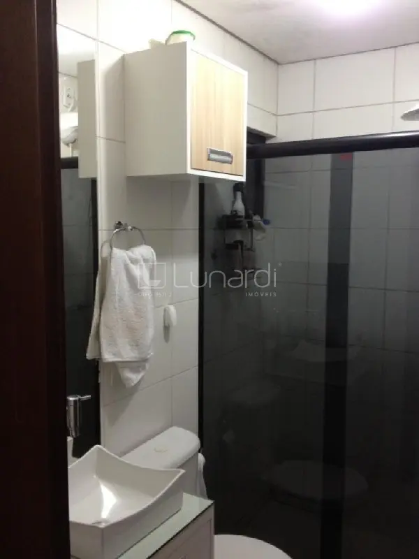 Foto Apartamento com 2 Dormitórios