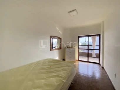 Foto Apartamento com 3 Dormitórios
