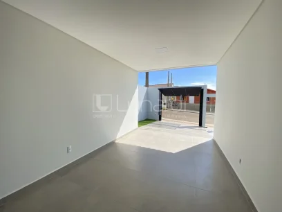 Foto Casa com 3 Dormitórios