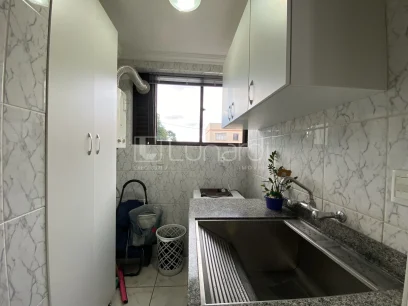 Foto Apartamento com 3 Dormitórios