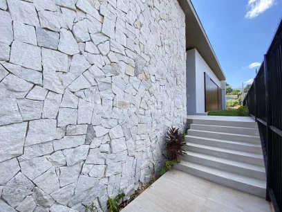 Foto Casa com 3 Suítes