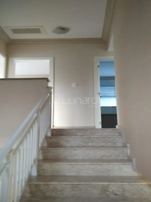 Foto Casa com 3 Dormitórios