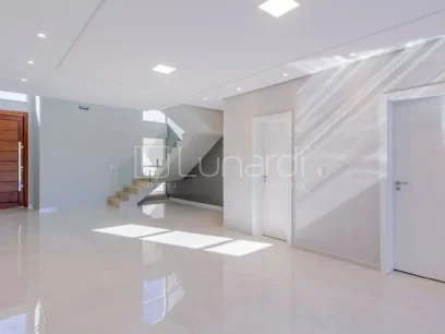 Foto Sobrado com 3 Suítes