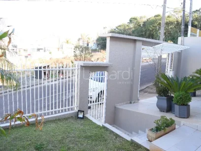 Foto Casa com 2 Dormitórios