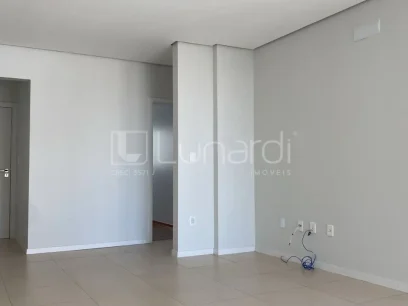 Foto Apartamento com 2 Dormitórios
