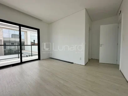 Foto Casa com 3 Suítes