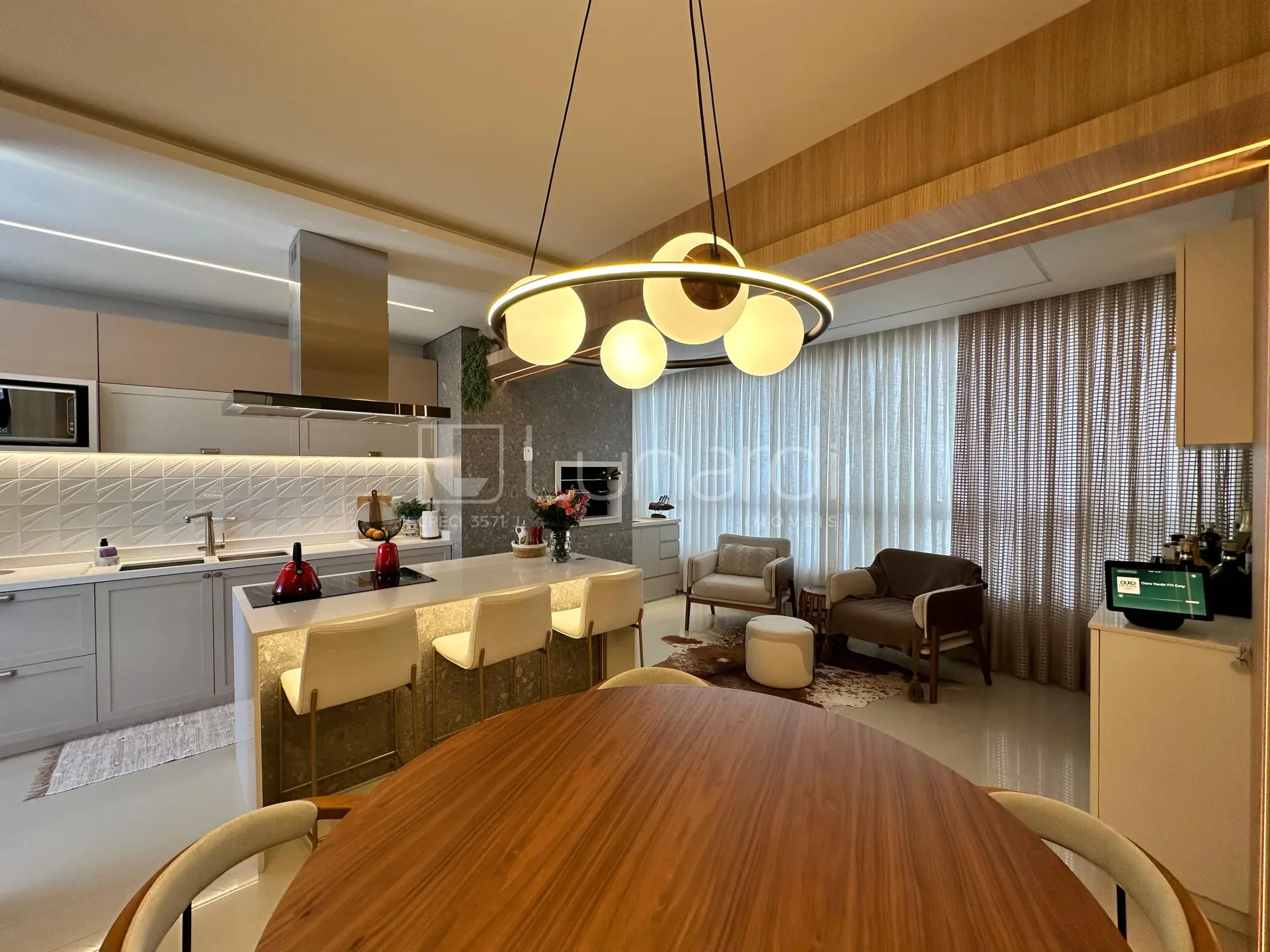 Foto Apartamento com 2 Dormitórios