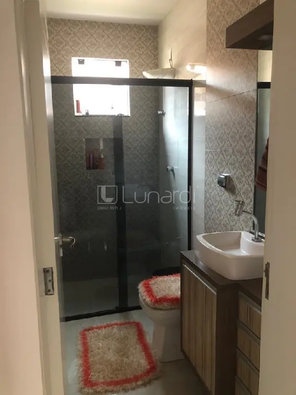 Foto Casa com 2 Dormitórios