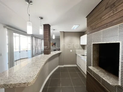 Foto Casa com 4 Dormitórios