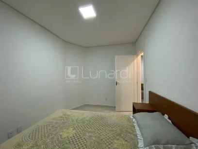 Foto Apartamento com 2 Dormitórios
