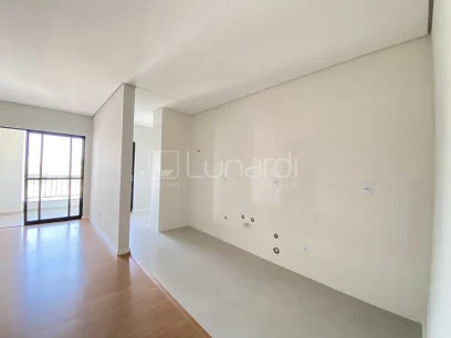 Foto Apartamento com 2 Dormitórios