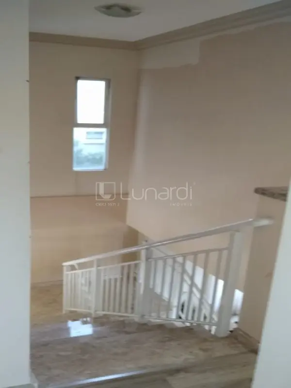 Foto Casa com 3 Dormitórios