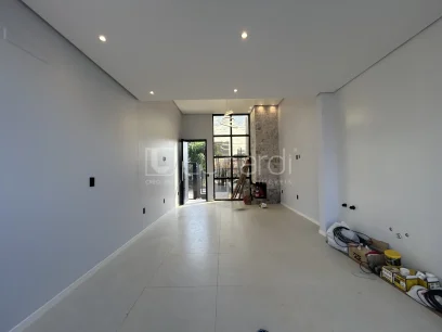 Foto Casa com 2 Dormitórios