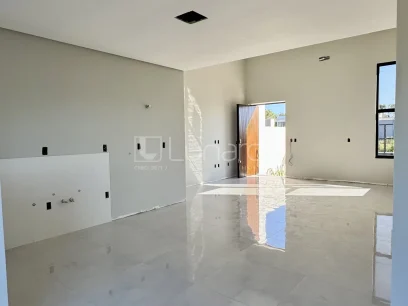Foto Casa com 3 Dormitórios