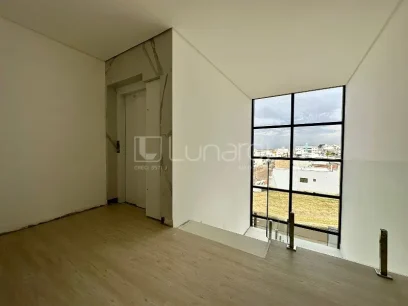 Foto Casa com 3 Suítes