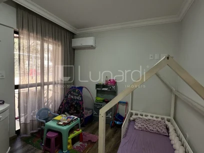 Foto Apartamento com 3 Dormitórios