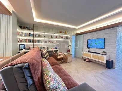 Foto Apartamento com 3 Dormitórios