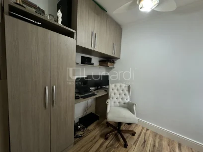Foto Apartamento com 3 Dormitórios