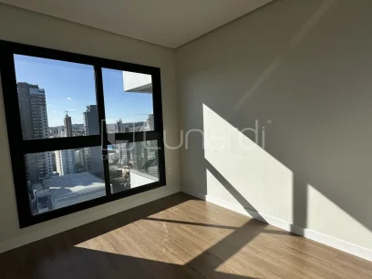 Foto Apartamento com 3 Suítes