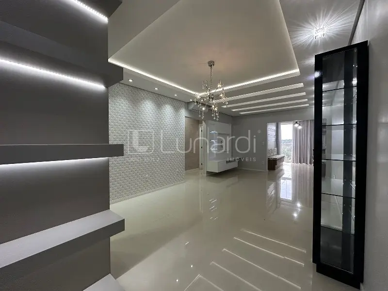 Apartamento à venda com 2 dormitórios, 1 banheiro, 2 vagas de garagens e 101m² de área privativa no bairro Passo dos Fortes