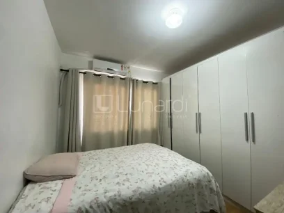 Foto Apartamento com 3 Dormitórios