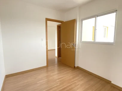 Foto Apartamento com 2 Dormitórios