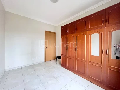 Foto Apartamento com 2 Dormitórios