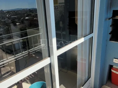 Foto Apartamento com 2 Dormitórios