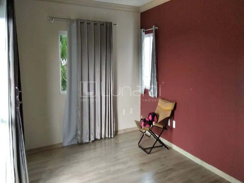 Foto Casa com 3 Dormitórios