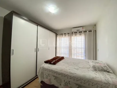 Foto Apartamento com 3 Dormitórios