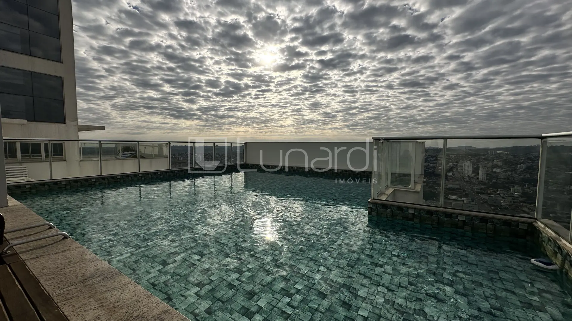 Foto Apartamento com 3 Dormitórios