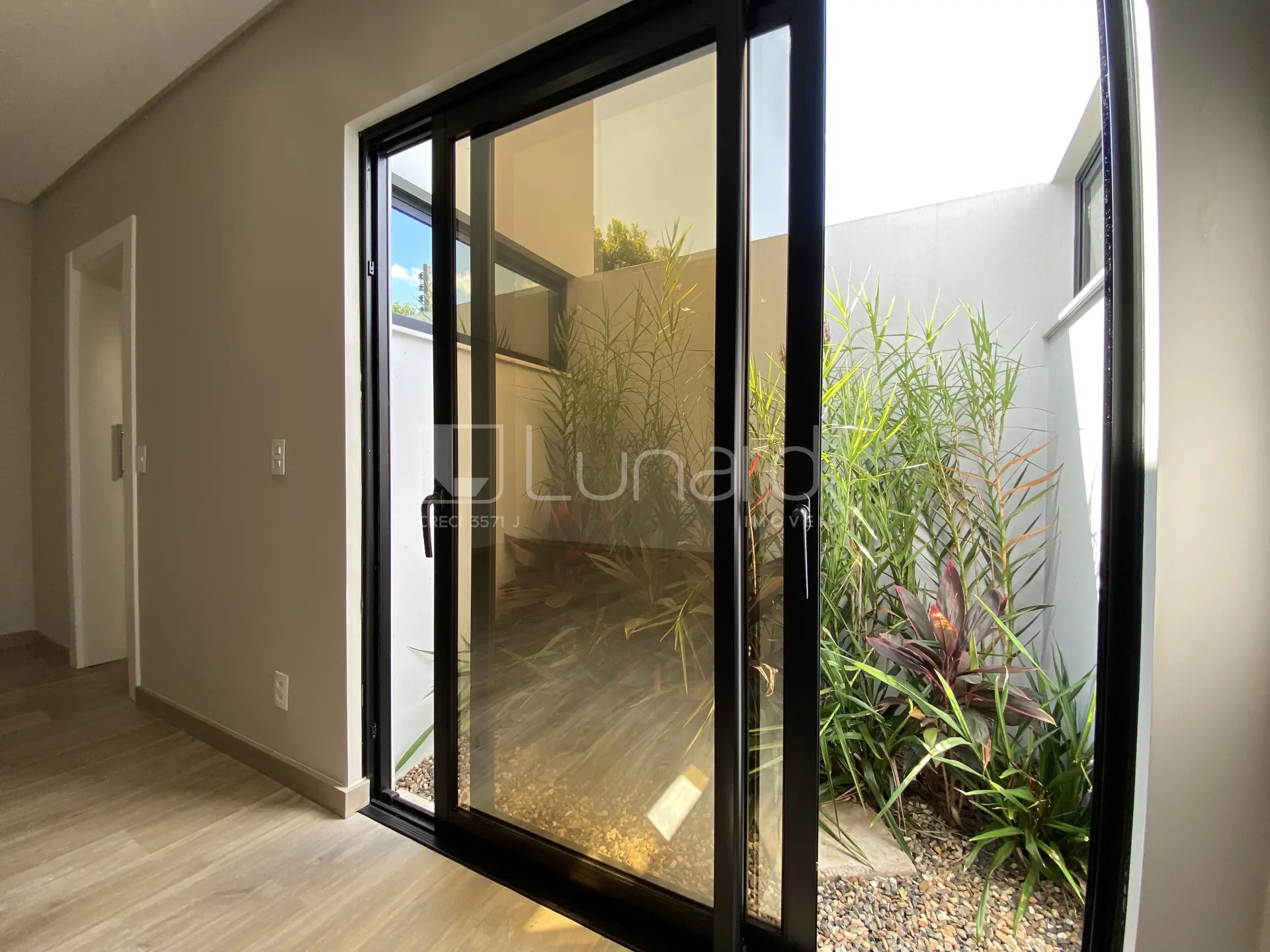 Foto Casa com 3 Suítes