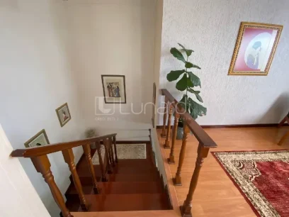 Foto Casa com 3 Dormitórios