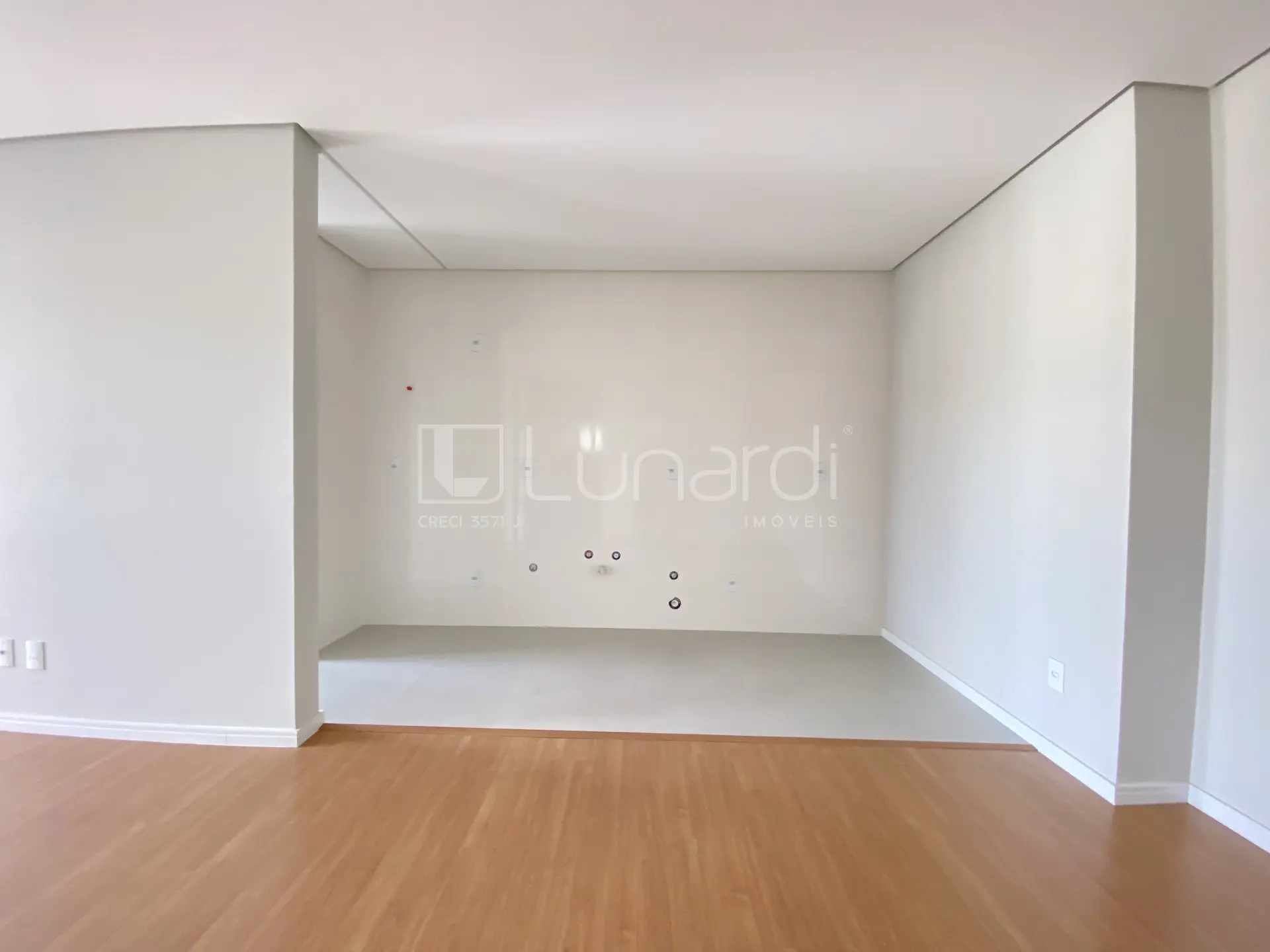 Foto Apartamento com 2 Dormitórios