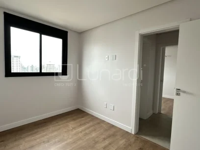 Foto Apartamento com 3 Dormitórios