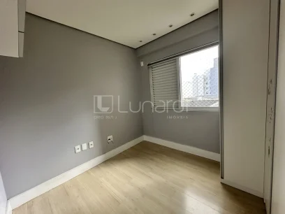Foto Apartamento com 3 Dormitórios