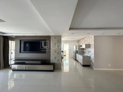 Foto Apartamento com 3 Dormitórios