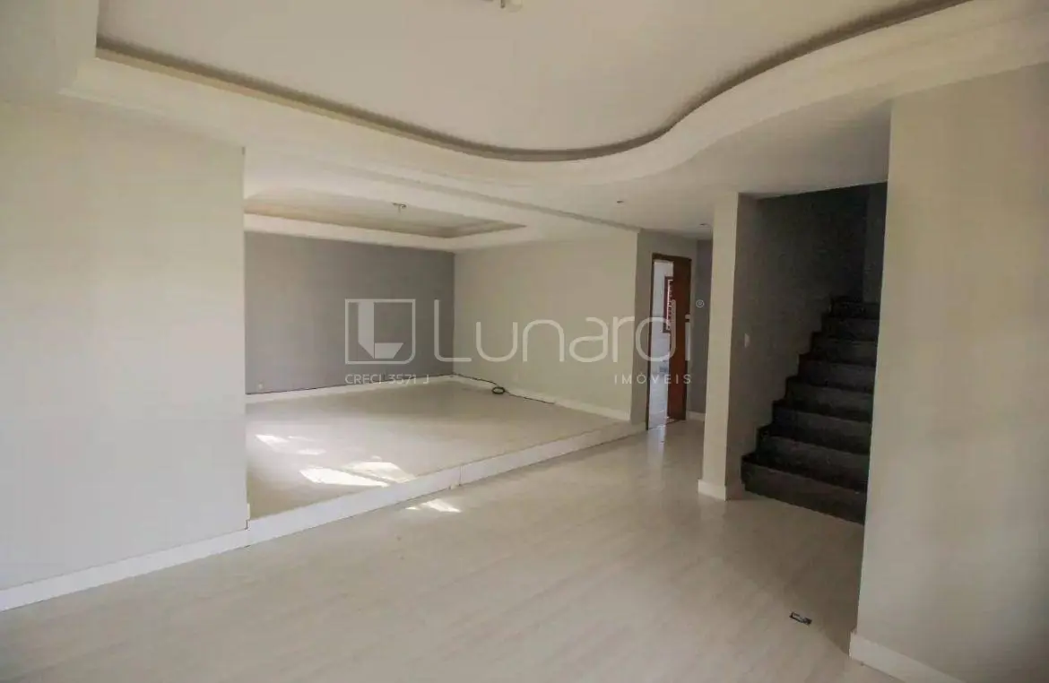 Foto Casa com 3 Dormitórios