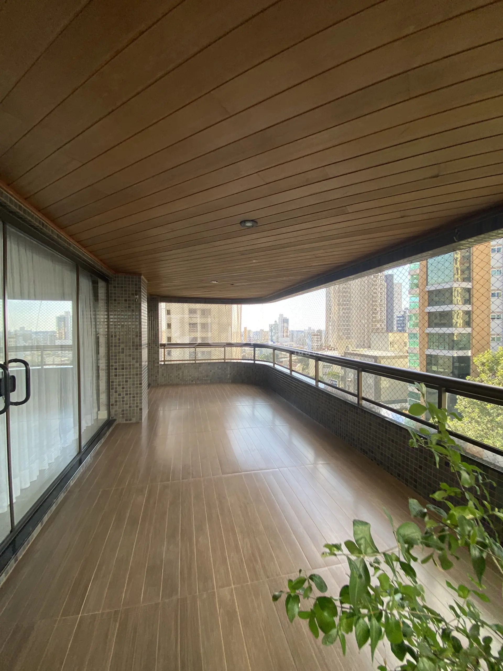 Foto Apartamento com 3 Suítes